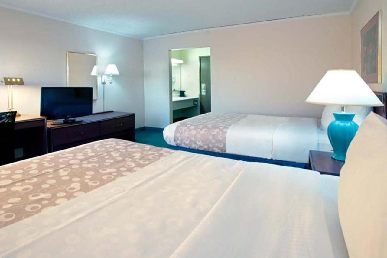 La Quinta Inn By Wyndham Indianapolis East-Post Drive Екстериор снимка