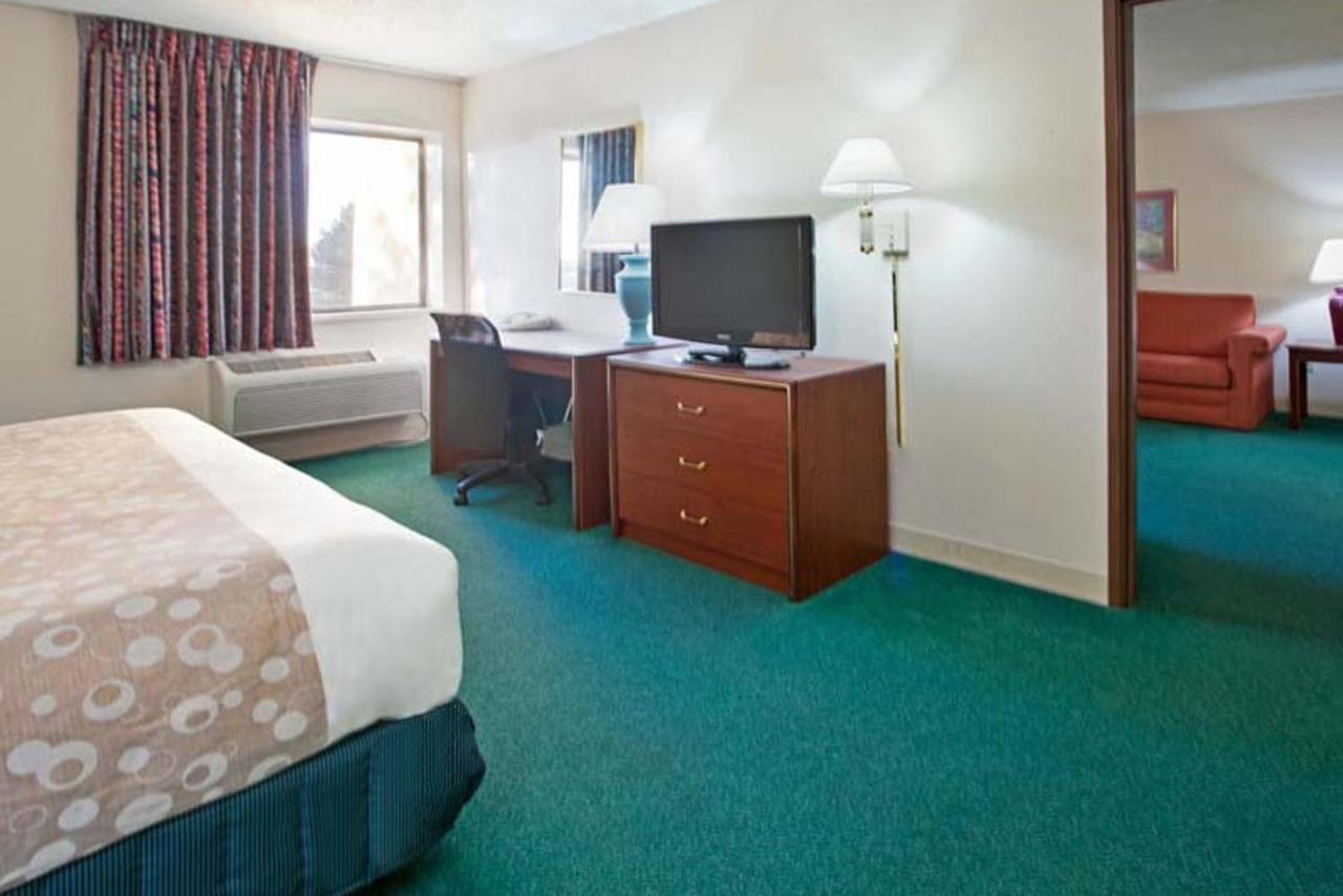 La Quinta Inn By Wyndham Indianapolis East-Post Drive Екстериор снимка