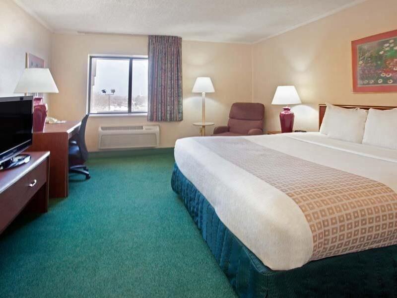 La Quinta Inn By Wyndham Indianapolis East-Post Drive Екстериор снимка
