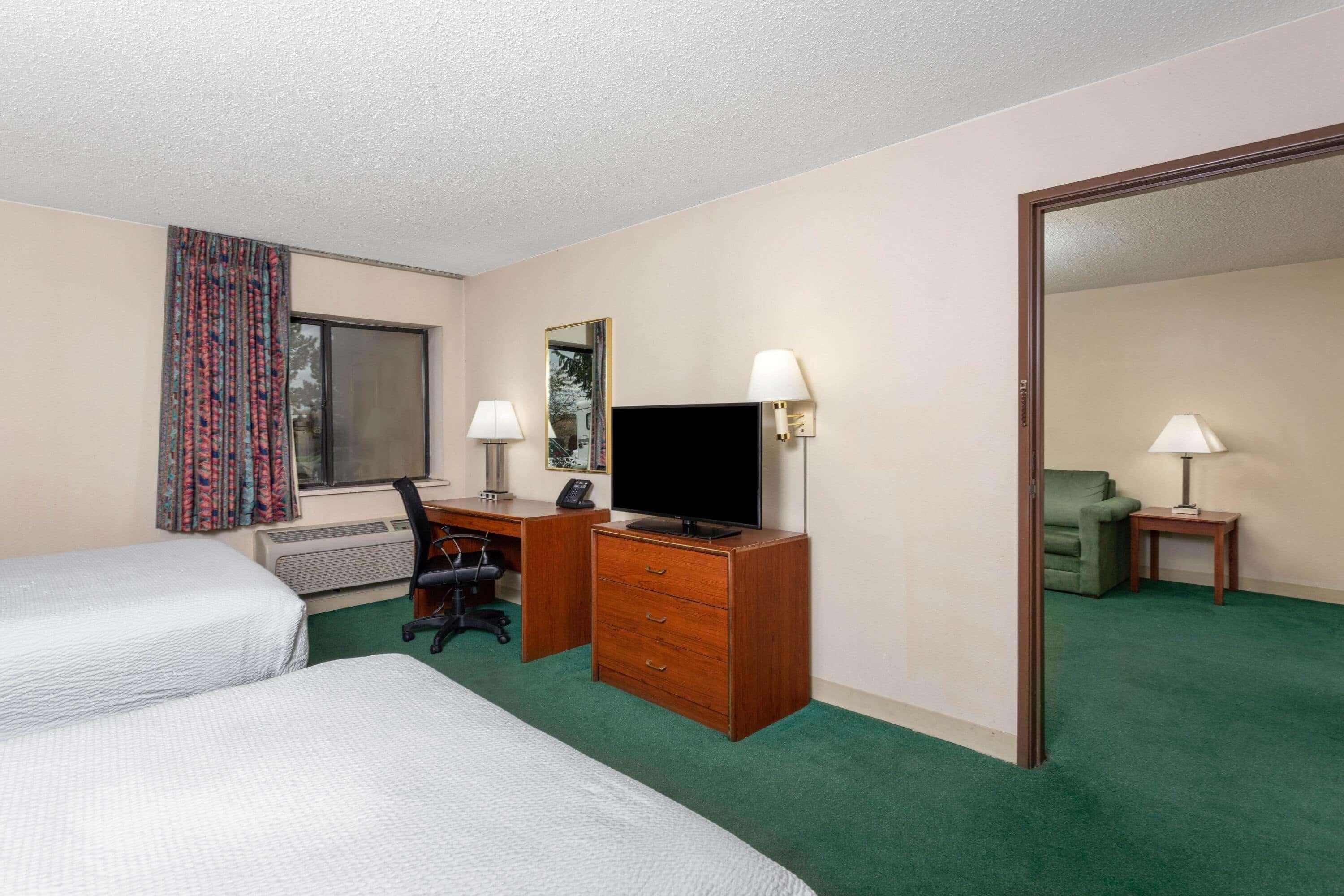 La Quinta Inn By Wyndham Indianapolis East-Post Drive Екстериор снимка