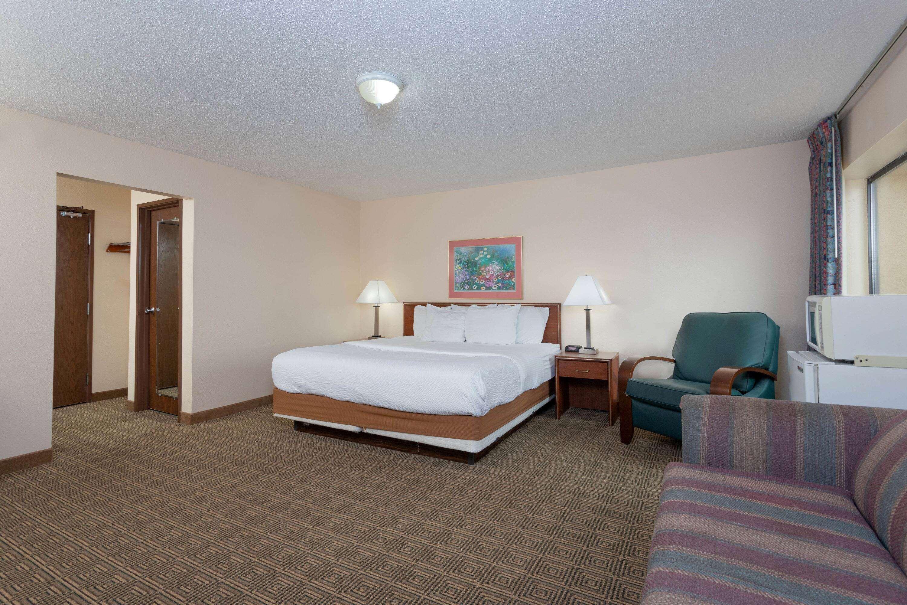 La Quinta Inn By Wyndham Indianapolis East-Post Drive Екстериор снимка