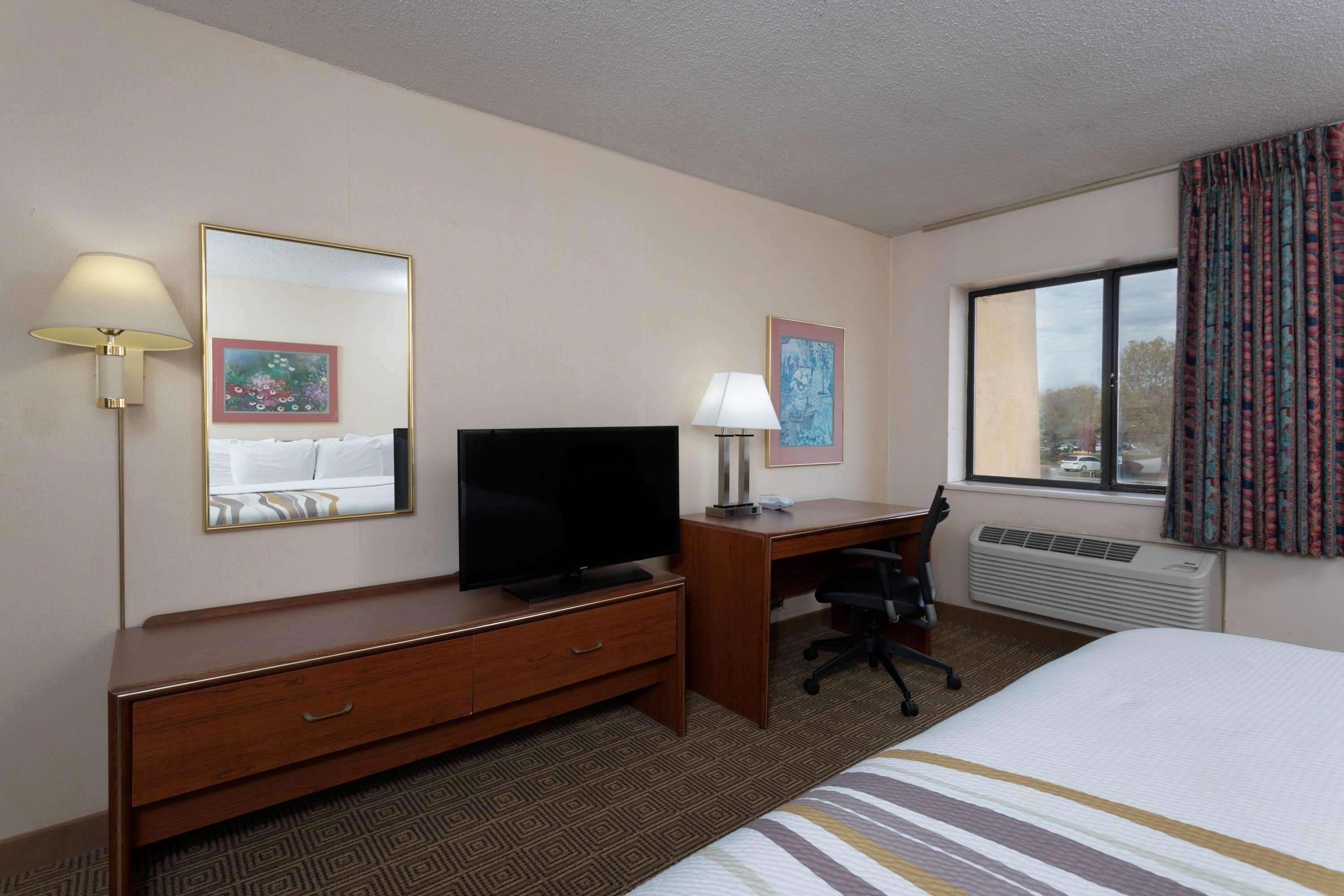 La Quinta Inn By Wyndham Indianapolis East-Post Drive Екстериор снимка