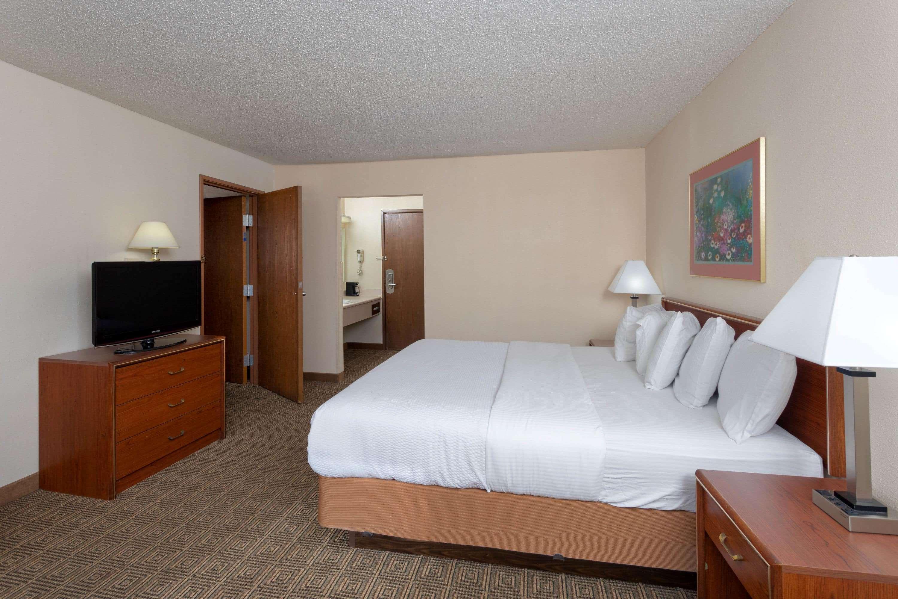 La Quinta Inn By Wyndham Indianapolis East-Post Drive Екстериор снимка