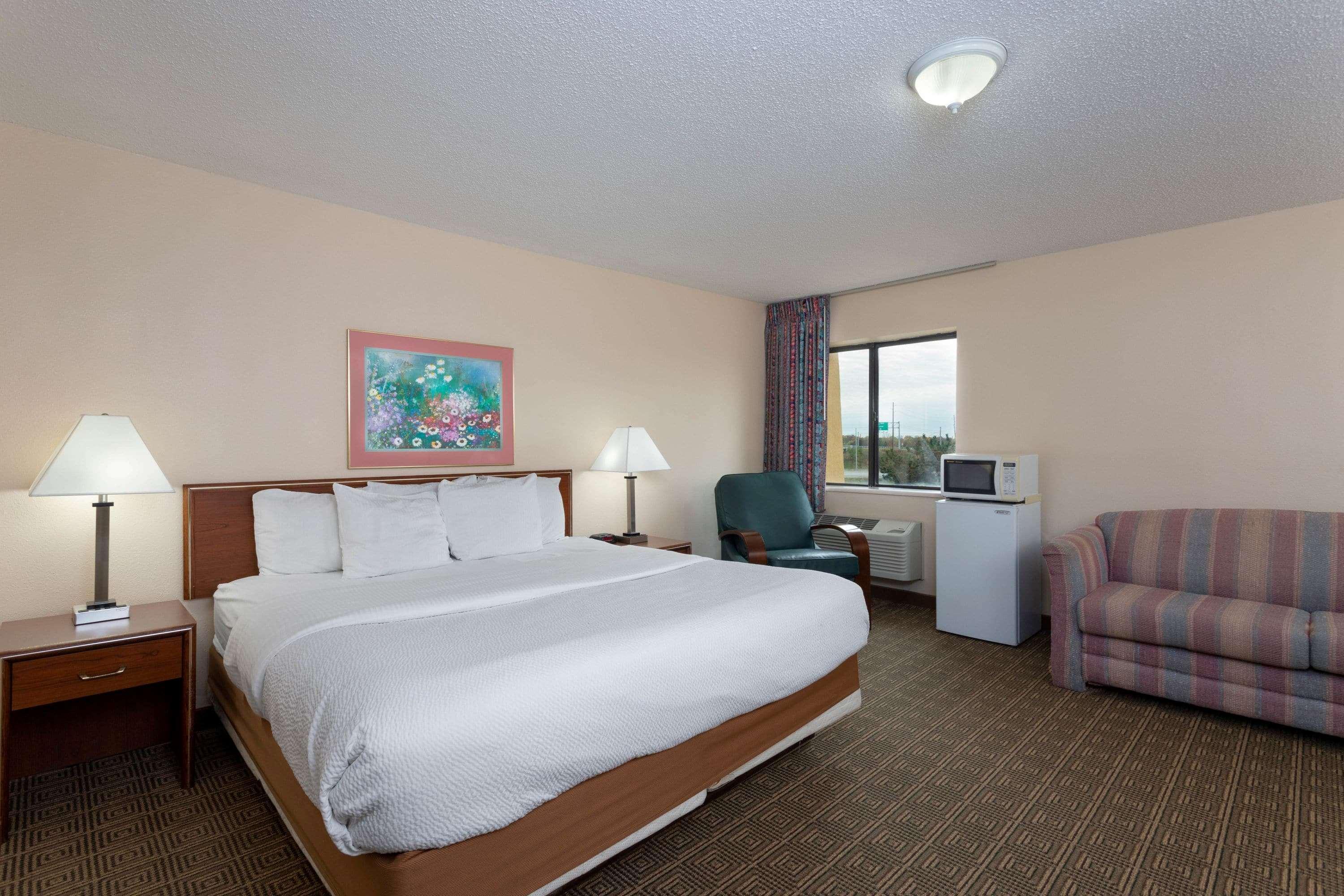 La Quinta Inn By Wyndham Indianapolis East-Post Drive Екстериор снимка
